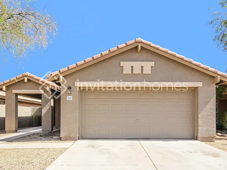 5142 W Fraktur Rd — Photo 1