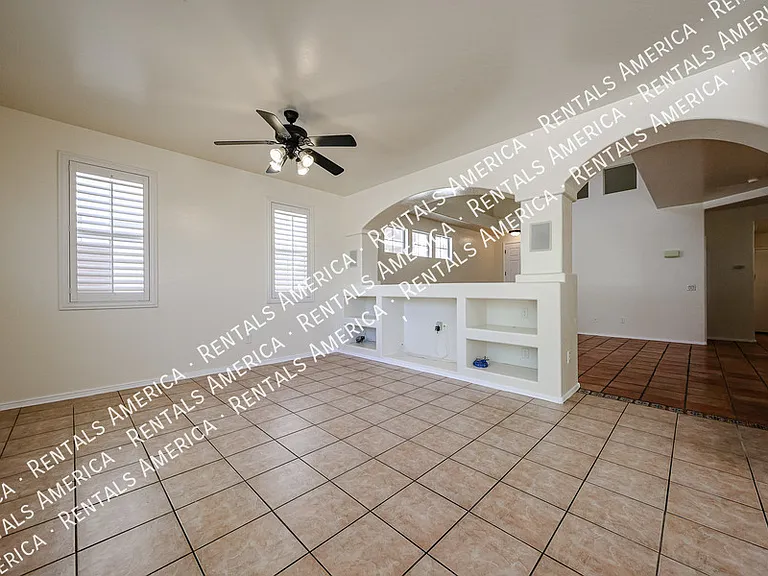 528 W Mountain Sage Dr — Photo 16