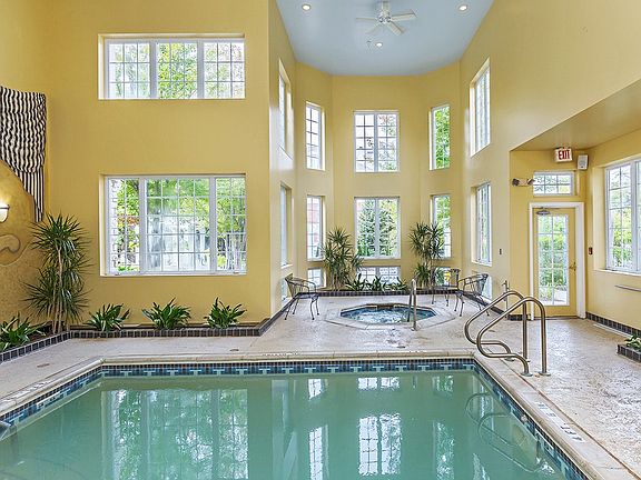 2nd image of 2678 Melcombe Cir APT 104