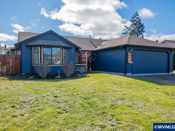 701 SE Juniper Ave, Dallas, OR 97338