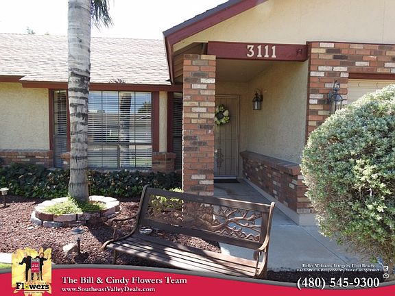 2nd image of 3111 E Grove Ave