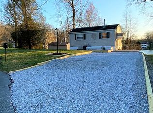 15514 Magnolia Dr, New Freedom, PA 17349