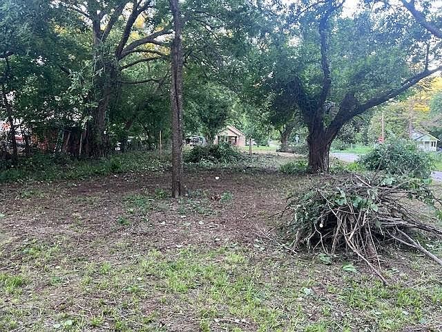 2nd image of 502 N Carr Ave Lot 3