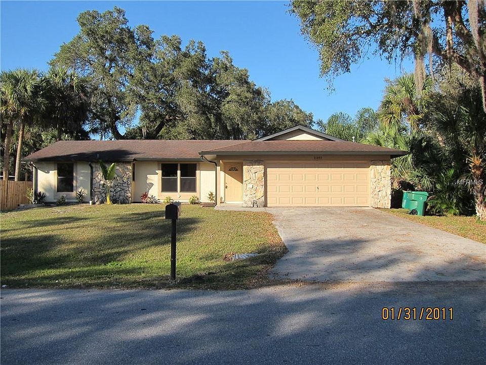 1st image of 21492 Dawson Ave