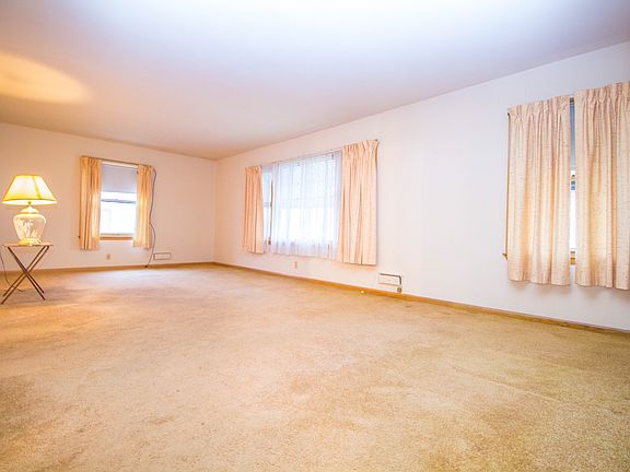 5th image of 6832 W Carmen Ave