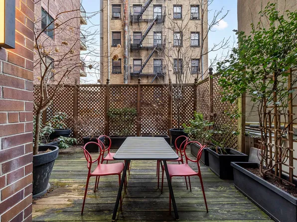 63 Downing Street image 4 of 27