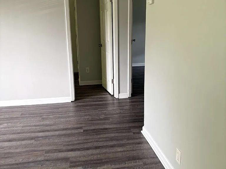 208 Woodcreek Dr #B-8 — Photo 28