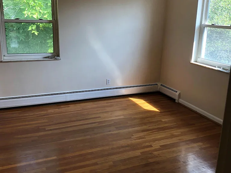 1189 Taylor Ave #1 — Photo 6