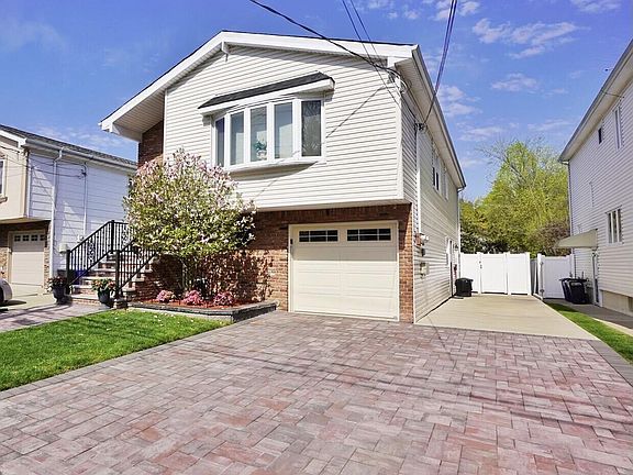 2nd image of 307 Edgegrove Ave