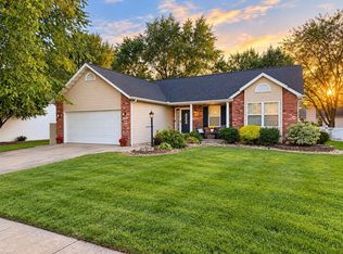 2507 Hunters Pointe Blvd, Edwardsville, IL 62025