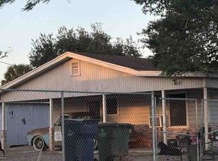 817 W 1st St, Mercedes, TX 78570