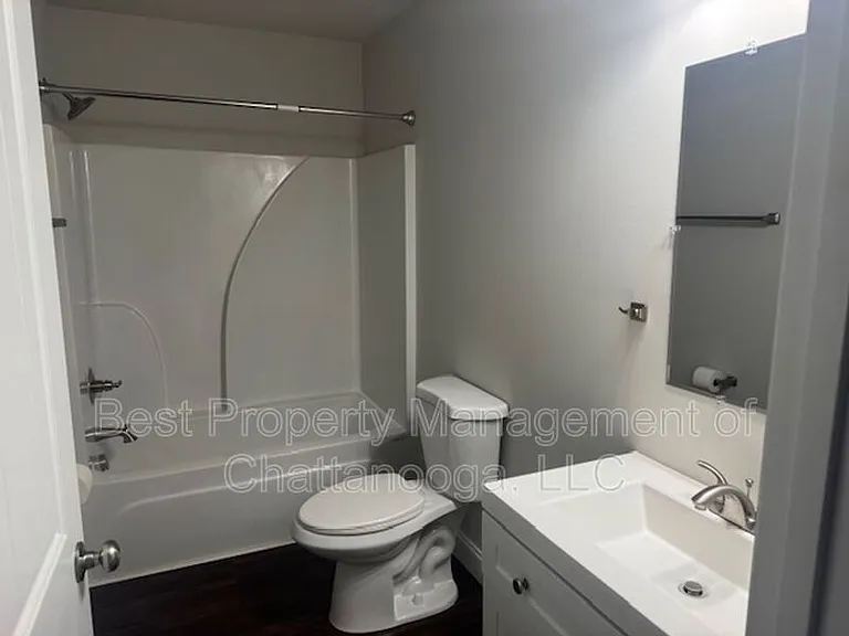 375 Virginia St — Photo 6