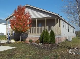 5343 Dover Ct, Holly, MI 48442