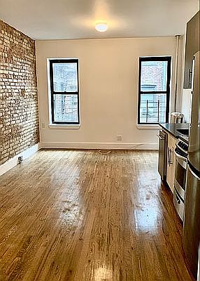 1st image of 29 Putnam Ave APT 3C