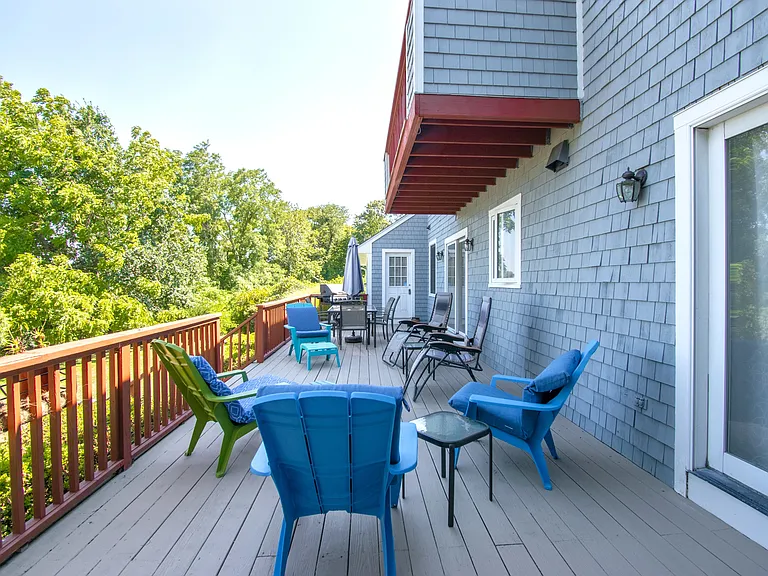 20 Morrison Ave — Photo 6