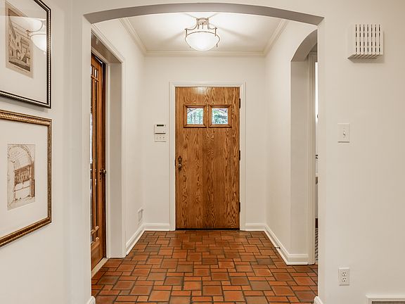 5th image of 1607 Northwood Dr