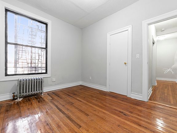 4th image of 30 Linden Blvd APT B7
