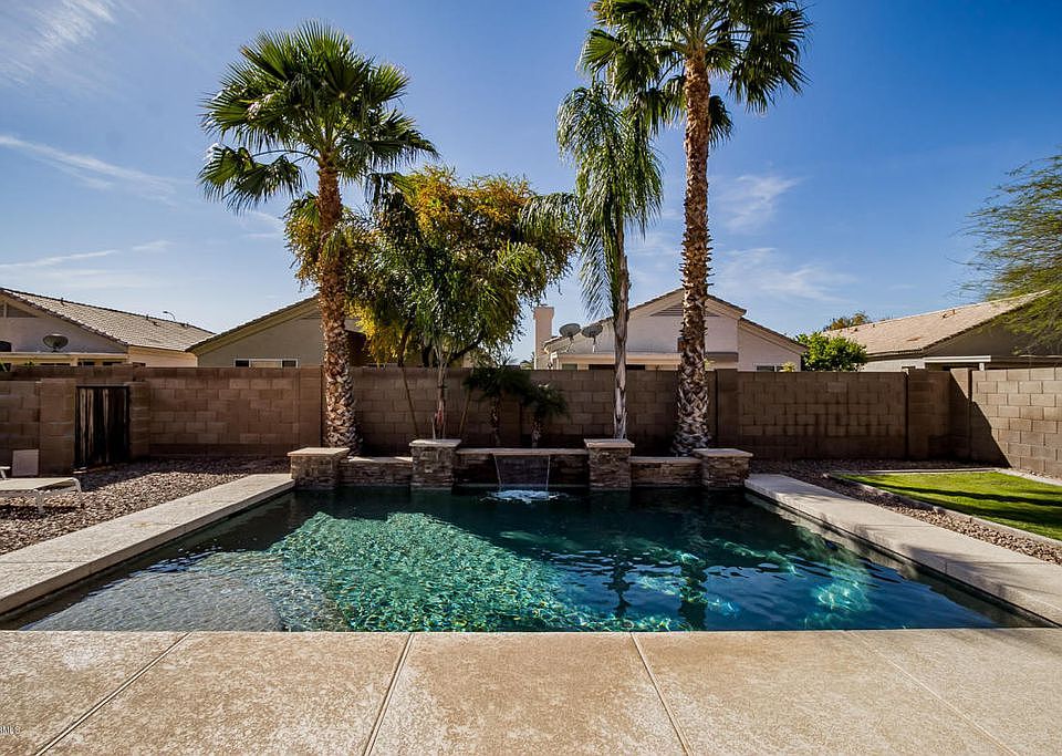 1st image of 5421 W Mercury Way