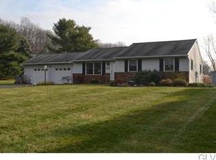 2270 Forest Dr, Coopersburg, PA 18036
