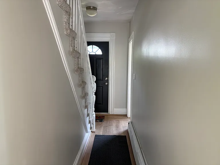 11 Ray Ave — Photo 13