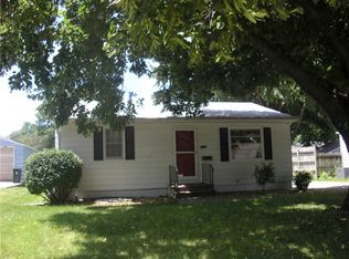 707 E 14th St N, Newton, IA 50208