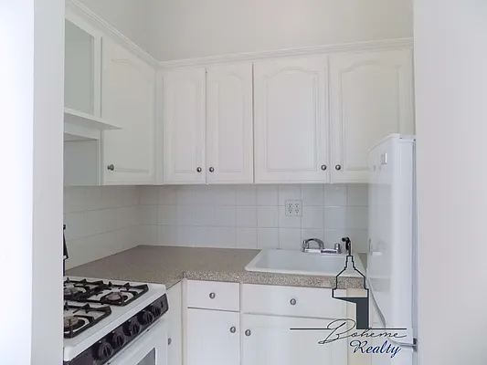 Rented by Boheme Realty LLC | media 14