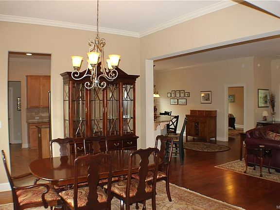 4th image of 3742 Weston Pl