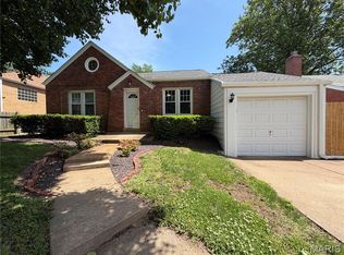 8042 Mackenzie Rd, Saint Louis, MO 63123