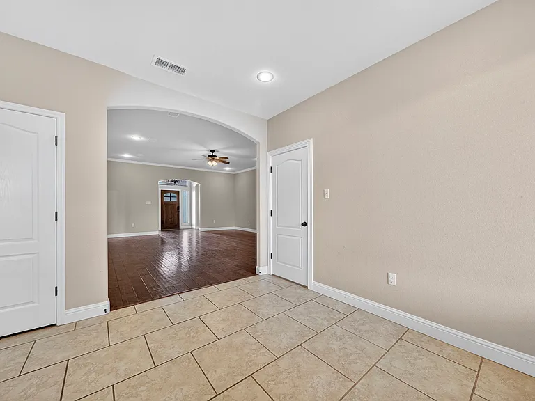 5600 Los Patios Dr — Photo 41