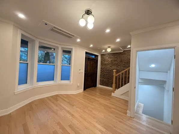 132 East 28th Street image 8 of 35