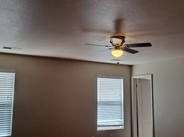 3804 Rolling Meadows Dr NE, Rio Rancho, NM 87144