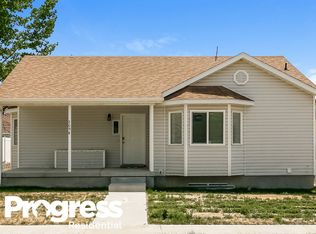 2098 E Weeping Willow Way, Eagle Mountain, UT 84005