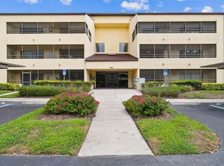 13612 S Village Dr #5201, Tampa, FL 33618