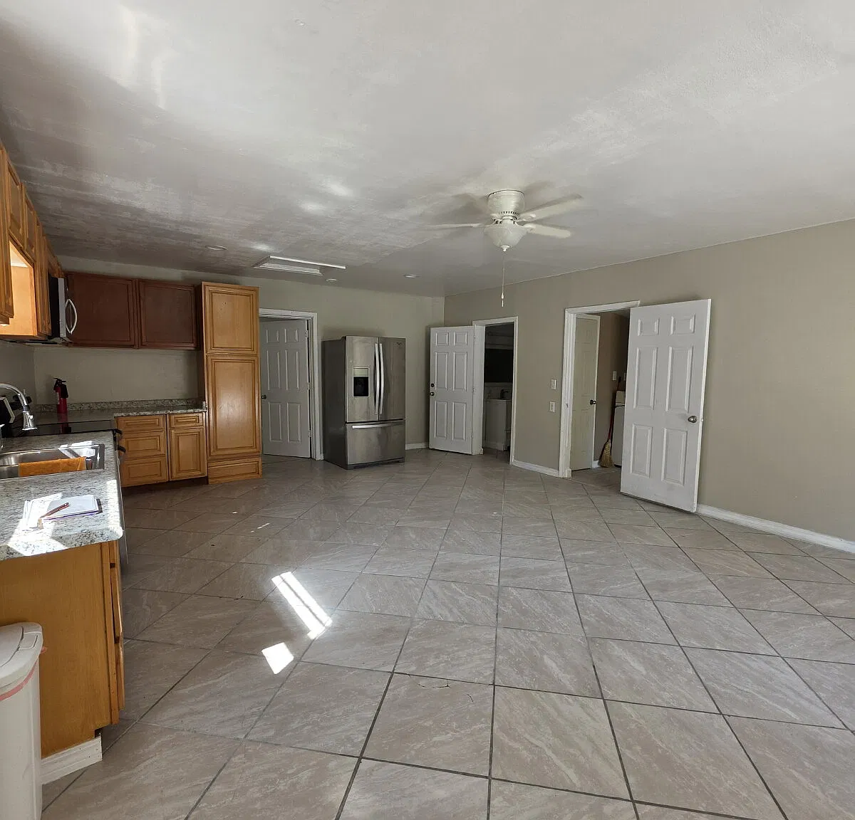 2 bed, 2.0 bath, 800 sqft, $1,300 — Photo 3