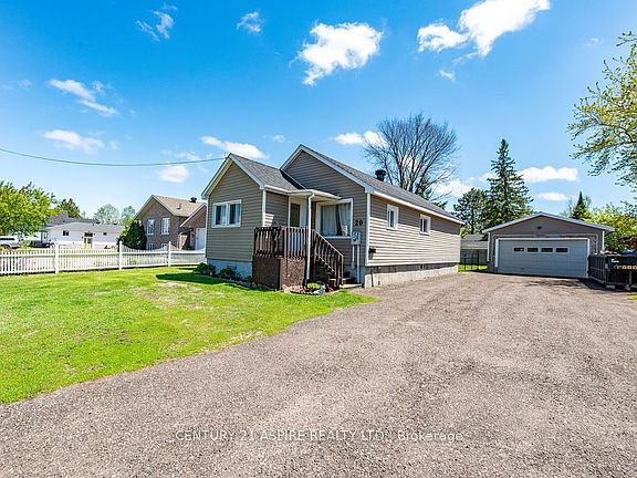2nd image of 20 Hilda St