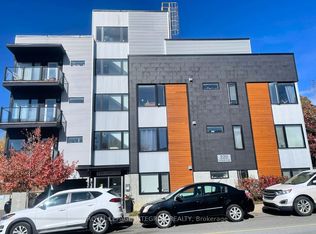 220 Lebreton St N #5, Ottawa, ON K1R 7J1