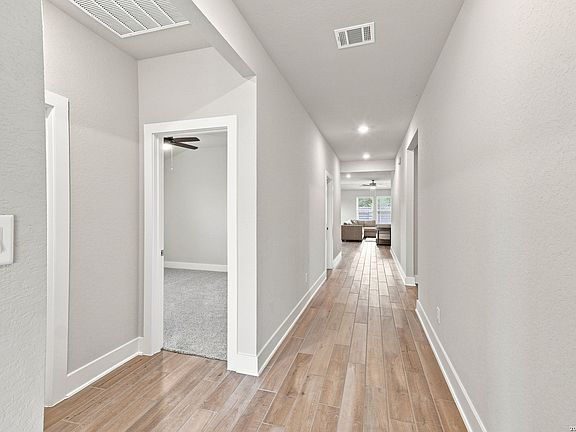 3rd image of 10726 YELLOWTAIL BLVD
