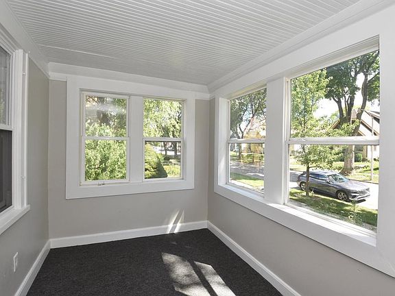 3rd image of 5527 N 34th STREET