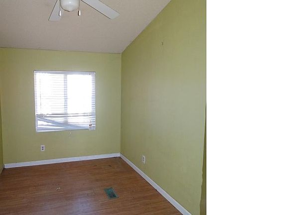 5th image of 775 Los Flores St