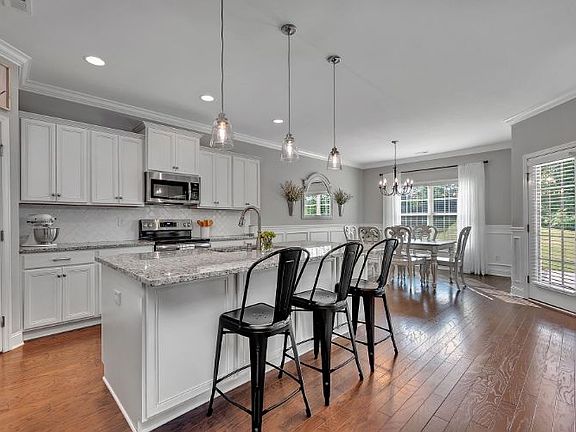 4th image of 1462 Stonewater Dr NE