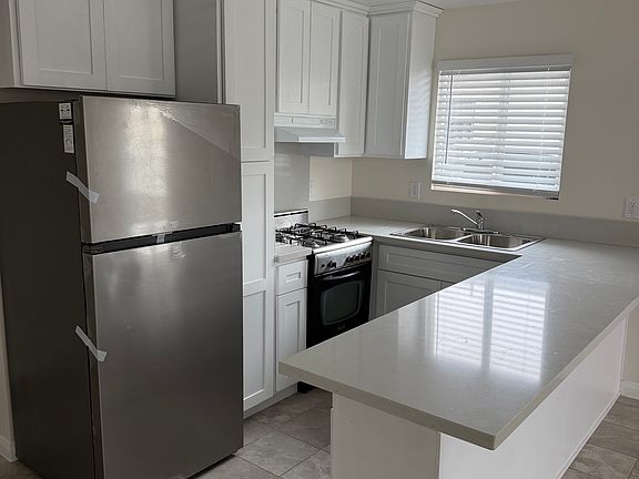 2nd image of 11156 S Grevillea Ave #A