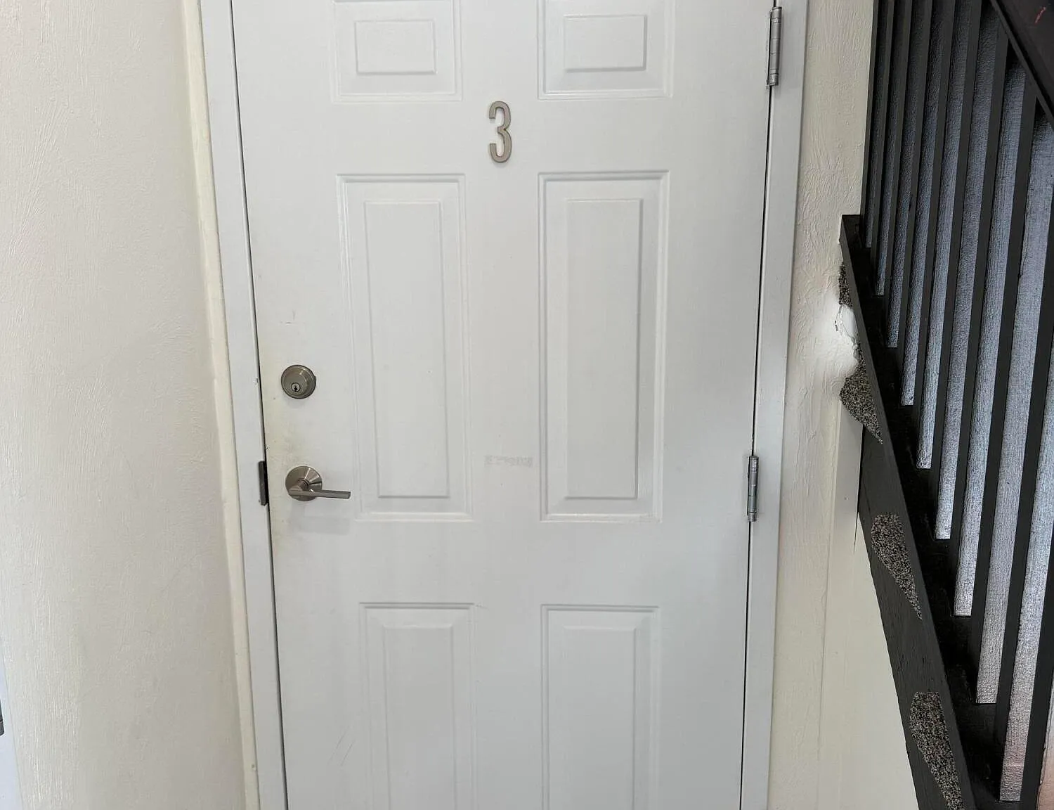 411 N Wild Olive Ave — Photo 2