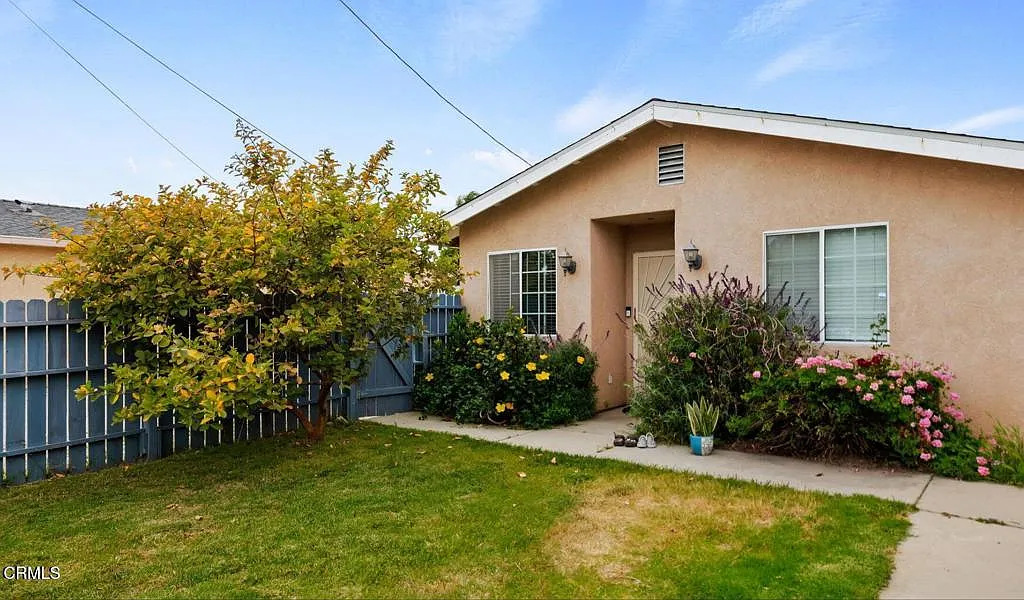 1 bed, 1.0 bath, 600 sqft, $2,300 — Photo 2