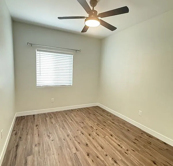9019 Evelyn Ave — Photo 9