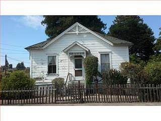 2nd image of 303 Avalon St