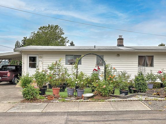 2nd image of 2194 NE 8th Place