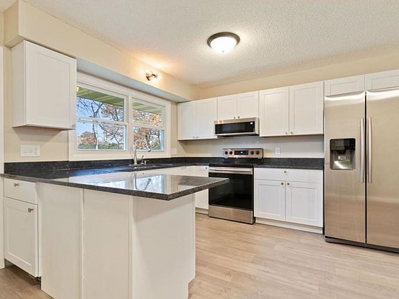 2nd image of 2337 Burke Ave E