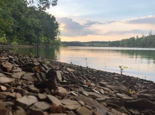 Red Bud Ln, Sevierville, TN 37876