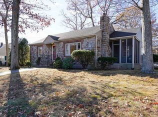 1 Vernon Young Dr, Plainville, MA 02762