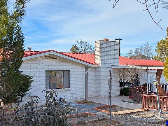 2nd image of 2047 Cottage San Rd
